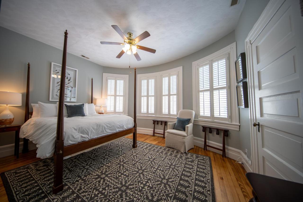 The Edenton Collection-Captain'S Quarters Inn Rum bild