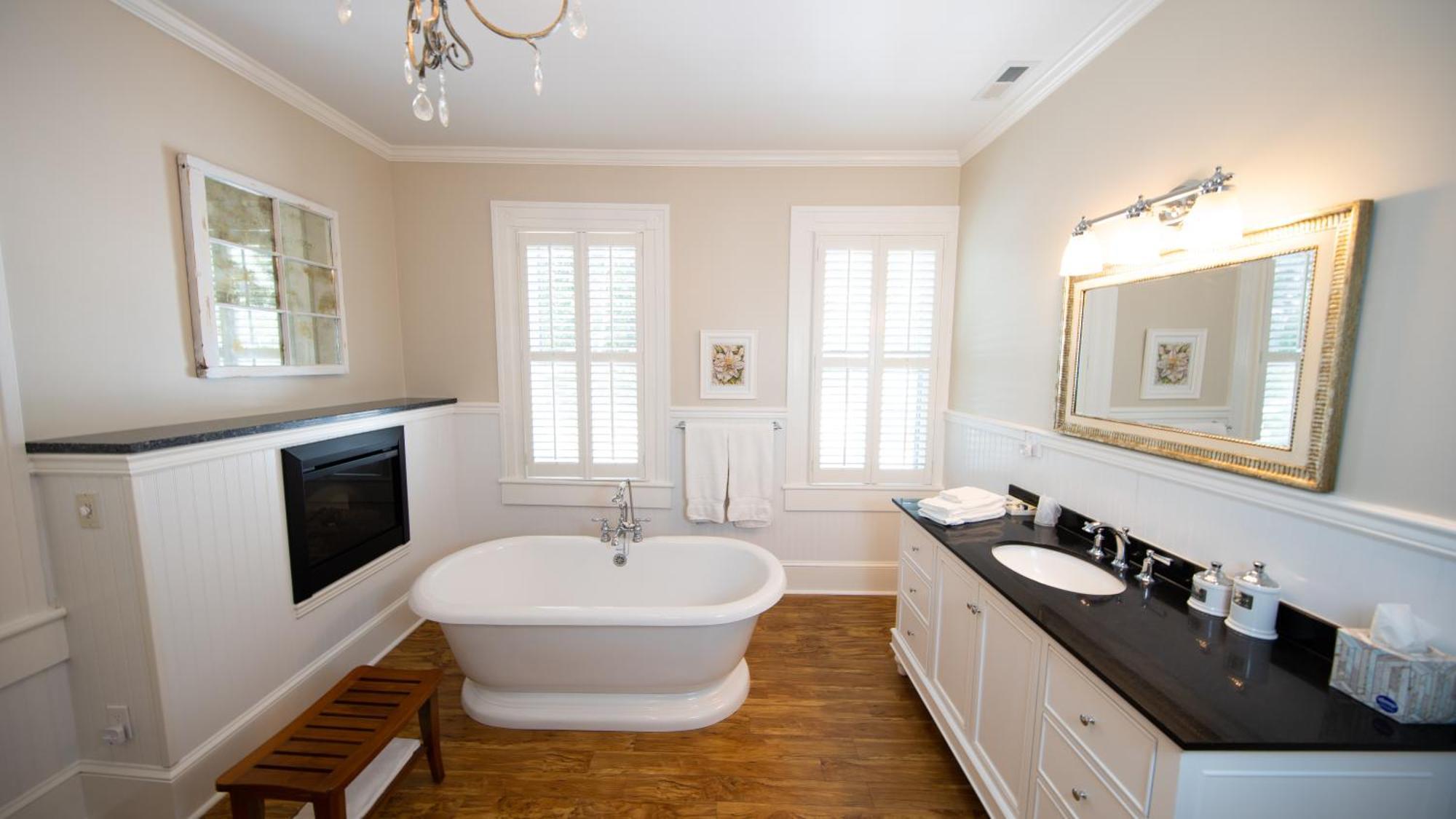 The Edenton Collection-Captain'S Quarters Inn Rum bild